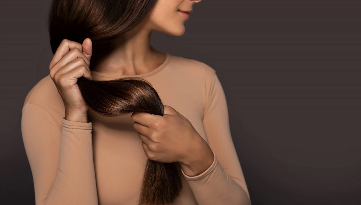 9 secrets pour faire pousser vos cheveux plus vite et plus fort !